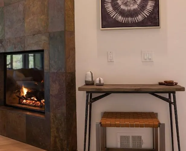 Red Rock Paradise Amazing Views And Hot Tub Holiday home
