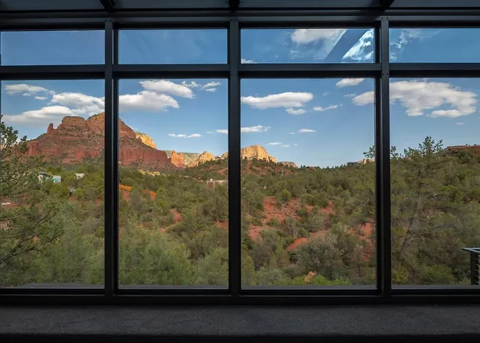 Red Rock Paradise Amazing Views And Hot Tub Holiday home *