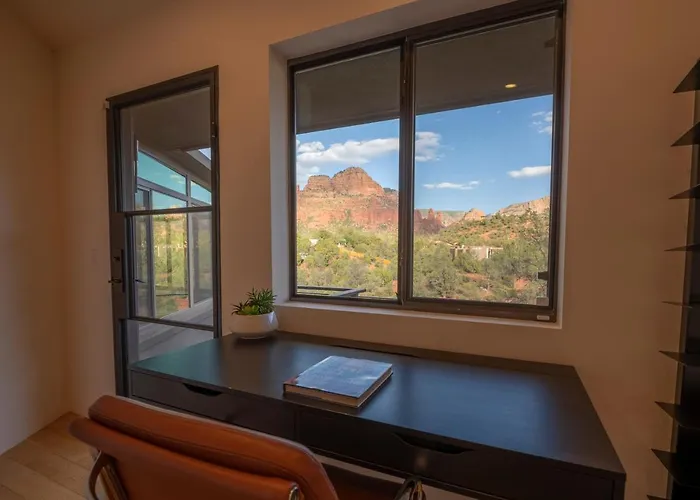 Red Rock Paradise Amazing Views And Hot Tub Holiday home *